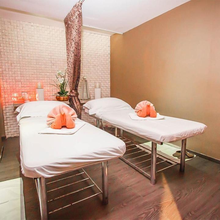 Hotel XYZ Tacloban Buitenkant foto