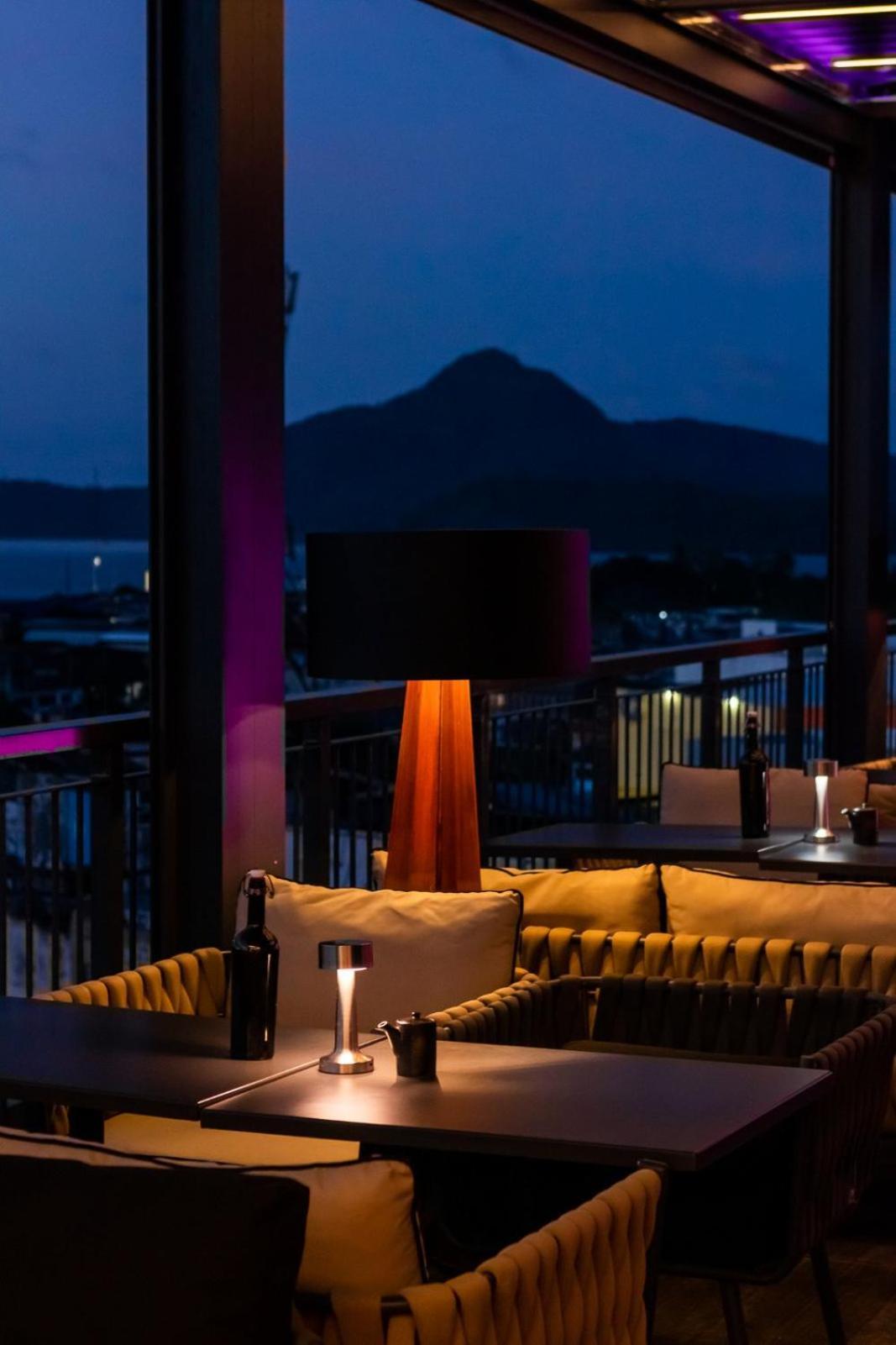 Hotel XYZ Tacloban Buitenkant foto