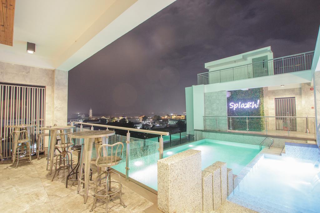 Hotel XYZ Tacloban Buitenkant foto