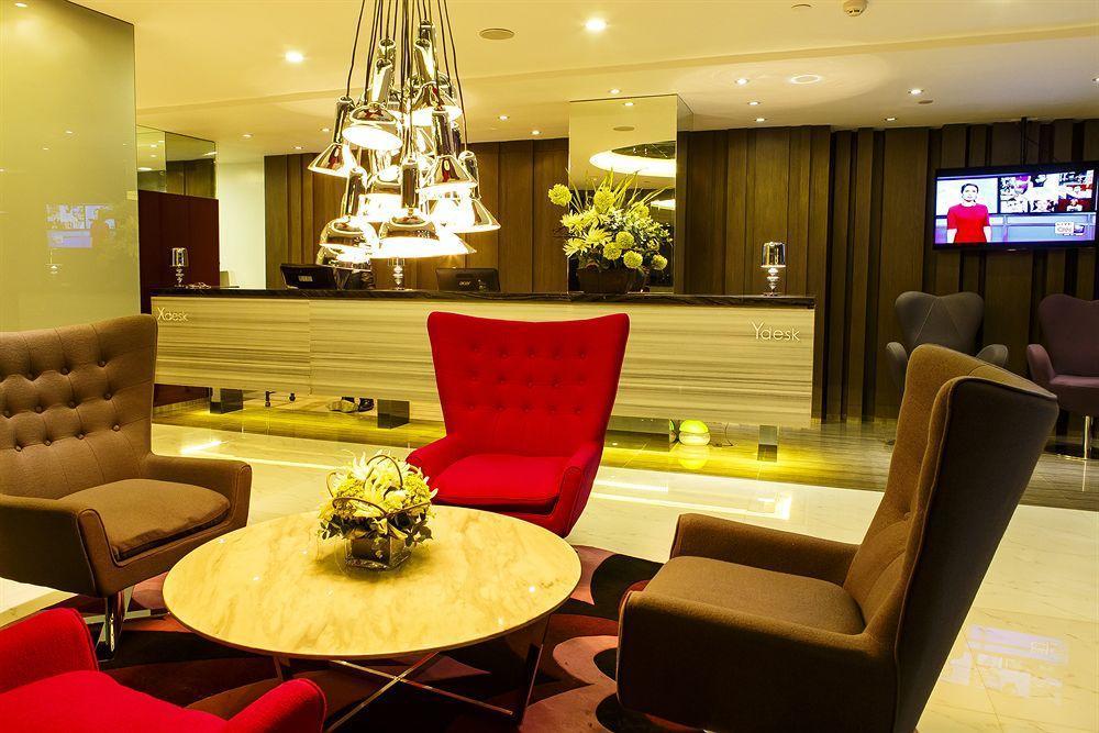Hotel XYZ Tacloban Buitenkant foto
